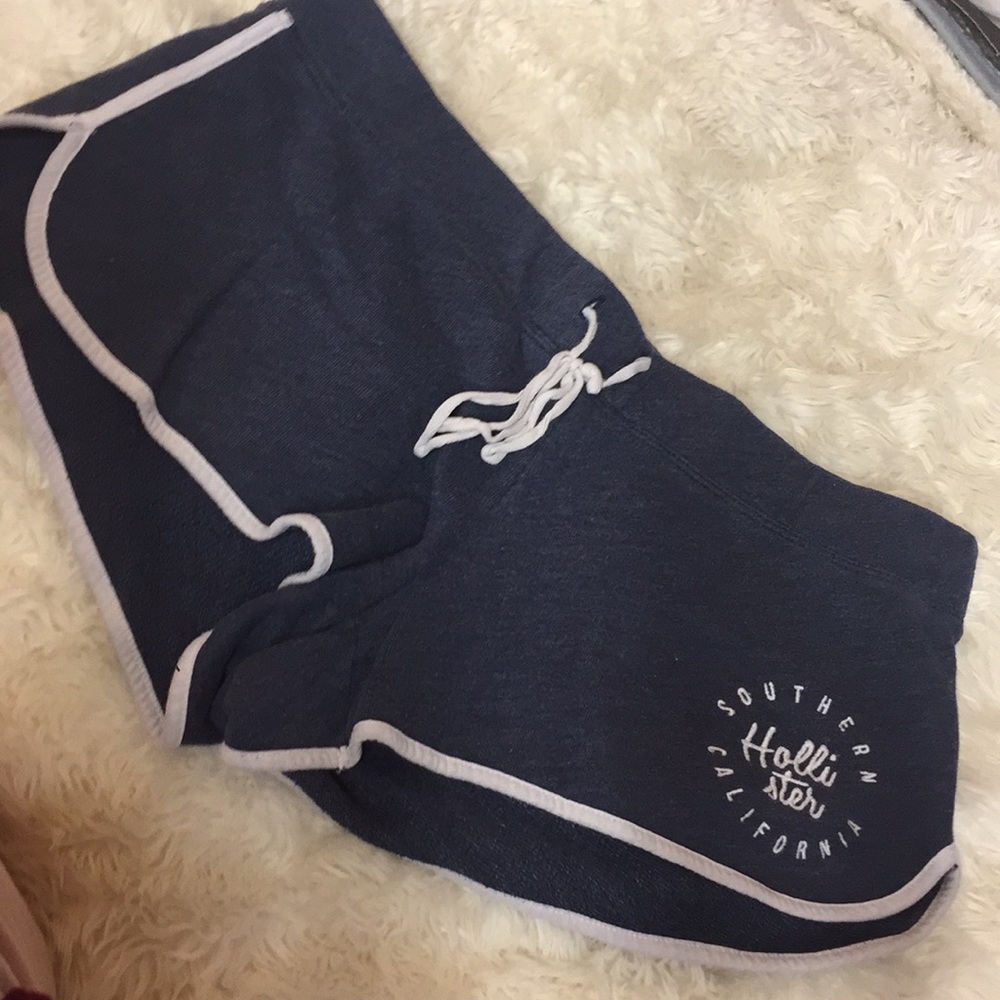 Navy cotton shorts